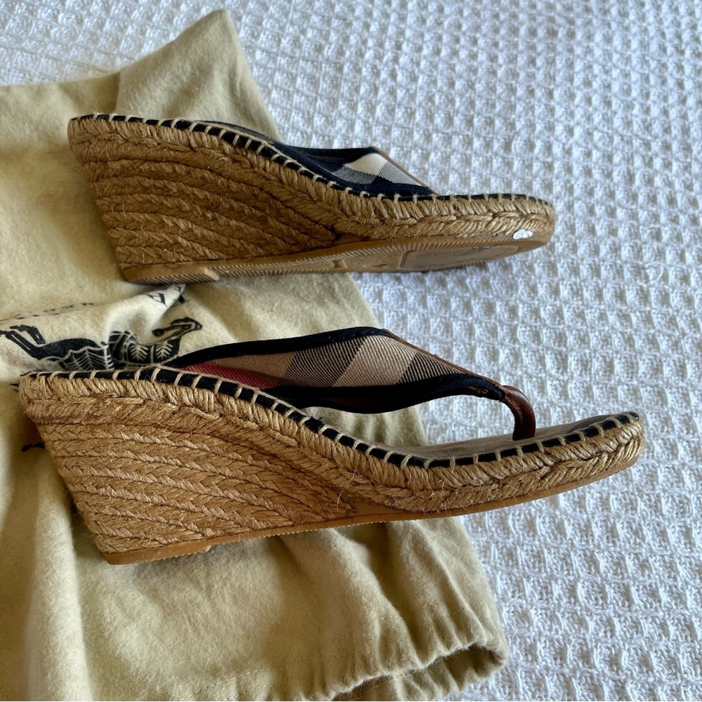 Burberry sandals - Picture 2 of 5